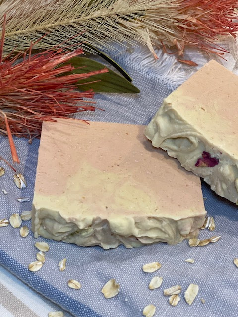 Honey & Oats with Calamine