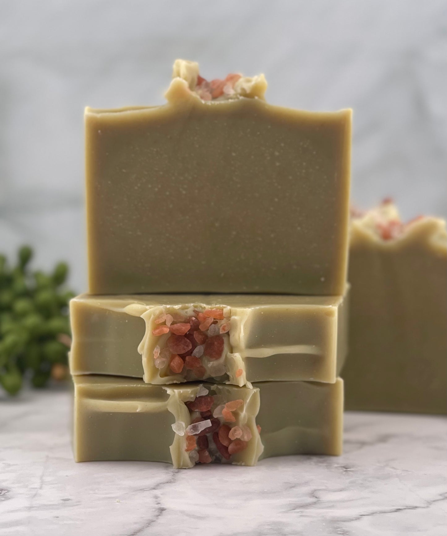 Green Goddess - An earthy, refreshing blend of greens and botanicals for naturally radiant skin.