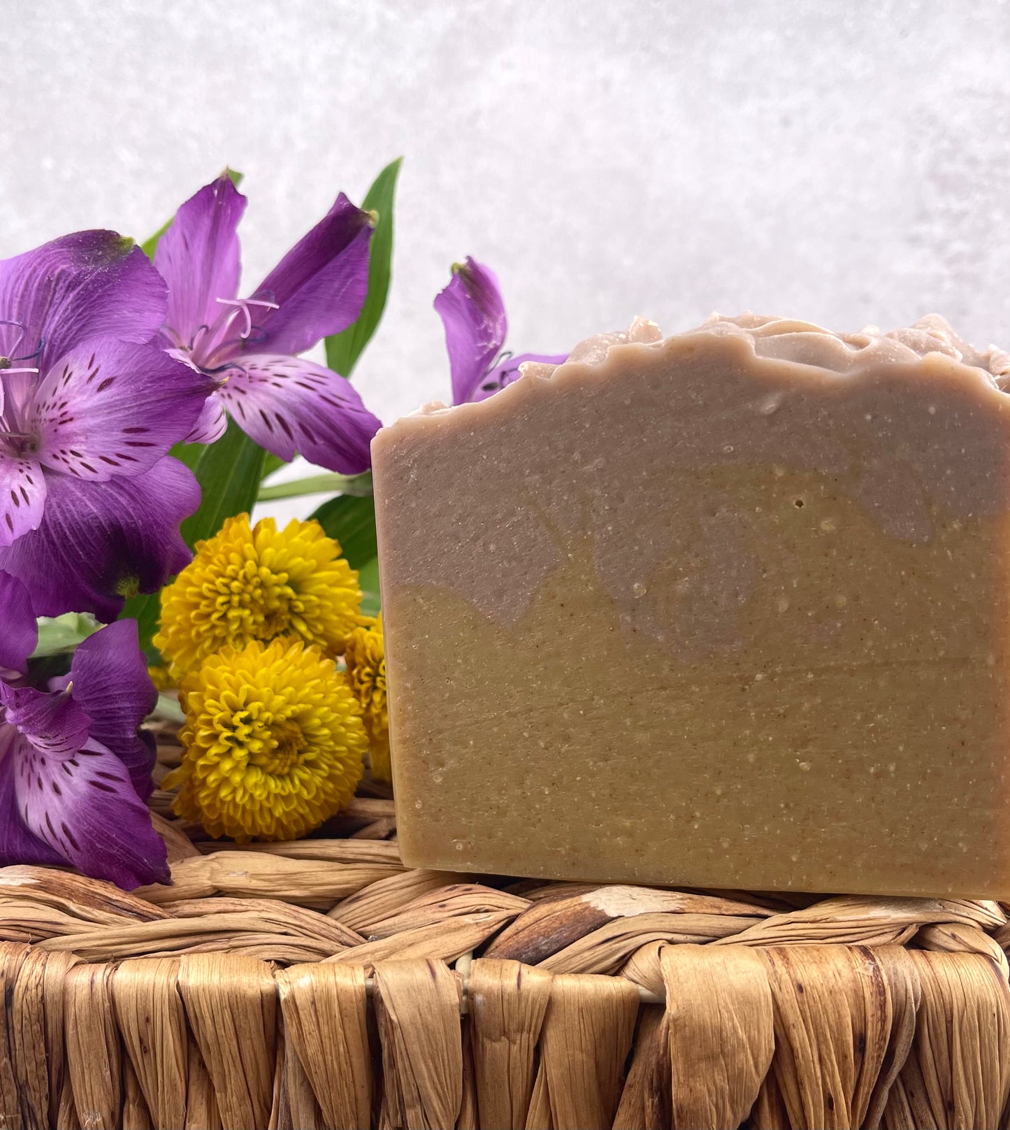 Matcha Lavender - Tranquil harmony in every swirl of matcha and lavender.