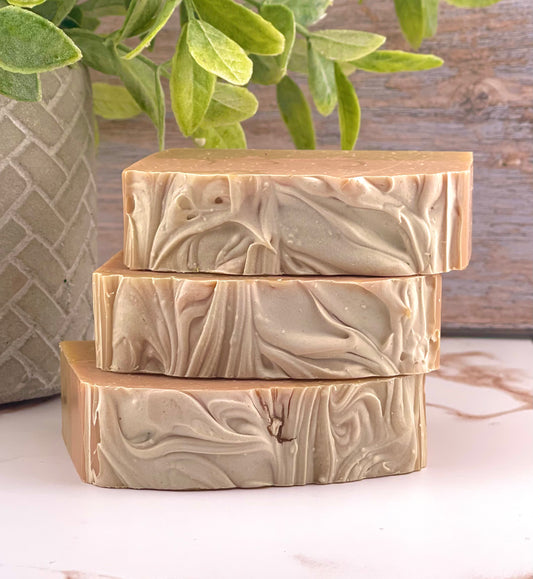 Pink Earth - 🌾Gentle care from the earth — calamine, oats, and creamy goat milk.